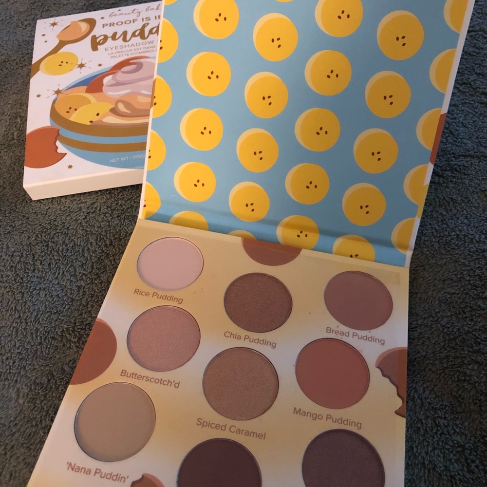 Beauty Bakerie Eyeshadow Palette
